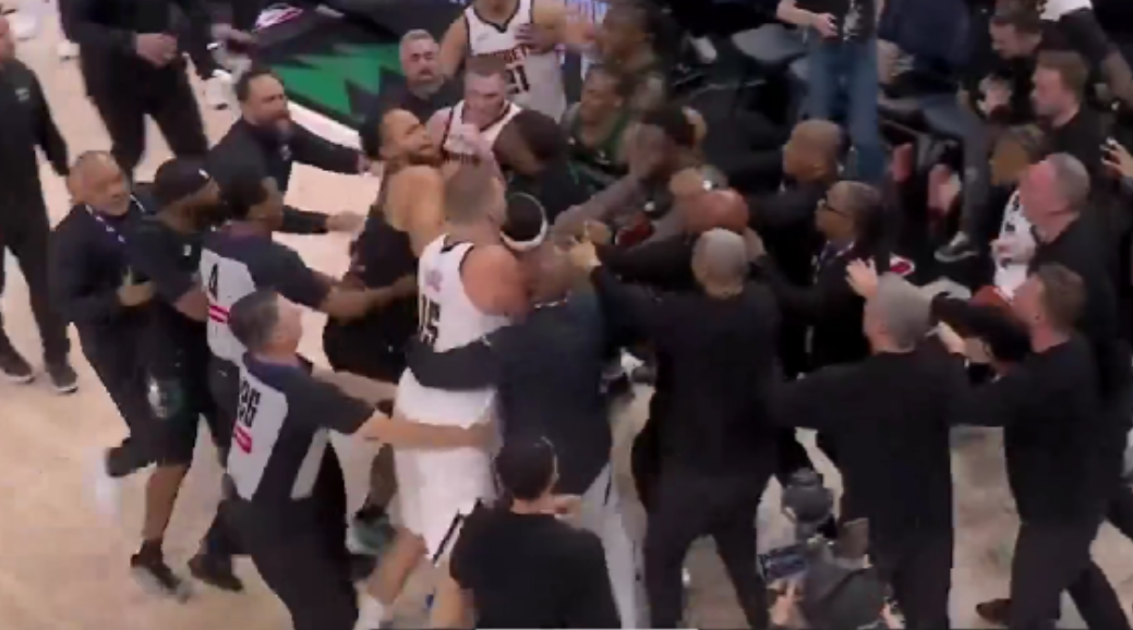 开云体育中心-箭真傻！森林狼112-96大胜掘金，兰德尔砍15+9+2，里德砍17+9+2